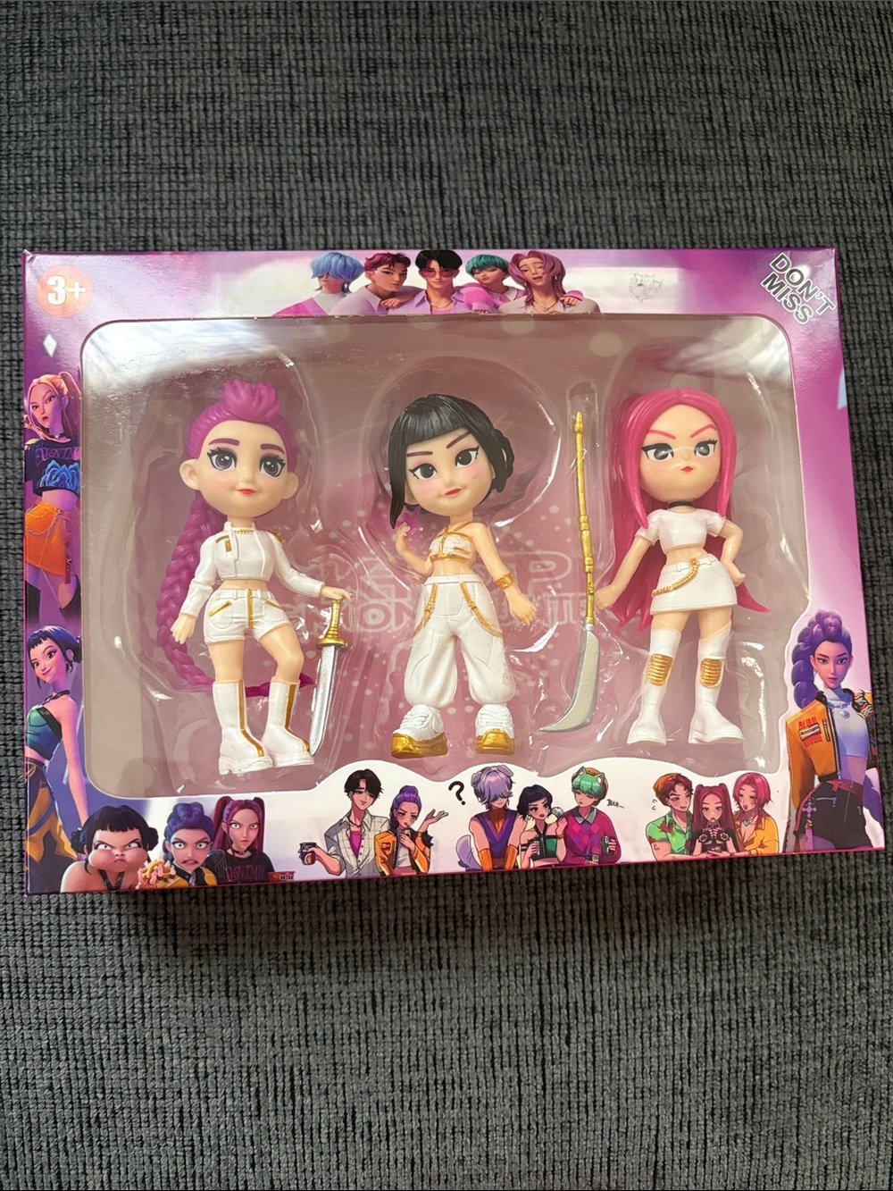 NWOT K-Pop Demon Hunters 3-Piece Figurine Collectible Set